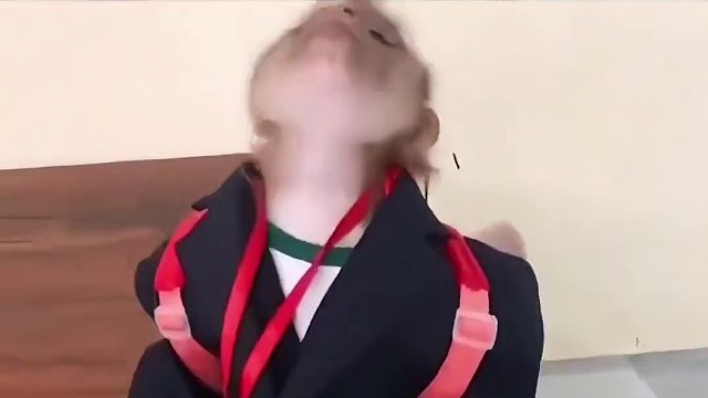 #原来泼出来的画可以这么美  艺术家好像都有魔法