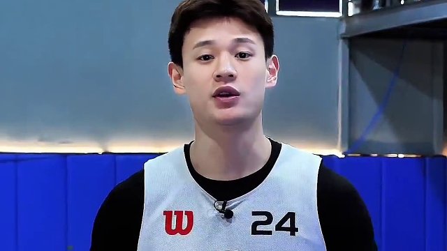 “空中对抗”时如何将“辅助手”运用的恰到好处？跟