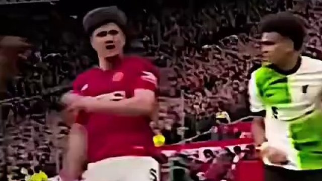 “迪亚斯～你手往哪揪呢！”#迪亚斯 #马奎尔 #曼联vs利物浦