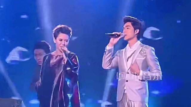 如果不是戚薇主动曝光，都不知道她的《外滩十八号》，是金志文写的#戚薇 #金志文 #外滩十八号 #自娱