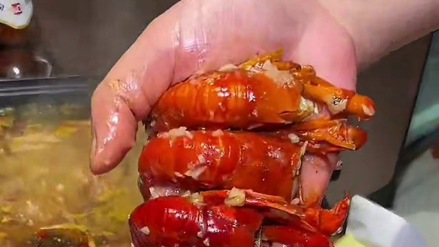 吃龙虾的季节~