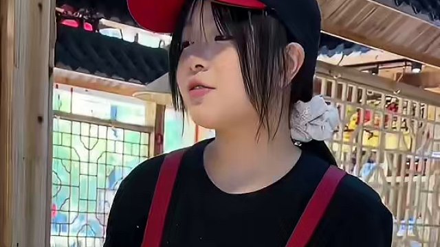 68吃两斤的土鹅，还有配菜贴饼！趁老板还没醒，赶紧先囤～#被地锅鸡香迷糊了 #把价格打下来 #春日好