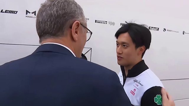 F1大奖赛惊险一幕，#周冠宇 撞车幸无大碍。#一起看七星