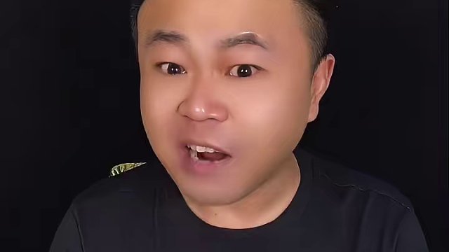 这样的火辣鱿鱼怎么样呢？#美食测评 #测评 #美食 #试吃 #火辣鱿鱼