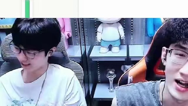 被硬控一分钟 #逆水寒手游  #我浮夸真的要强