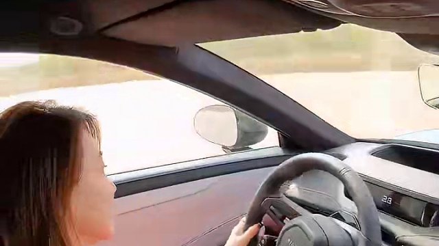 当专业的赛车手遇见“高性能的小米su7”到底会发生什么想不到的事？#小米su7