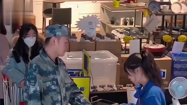 盘点那些致敬军人名场面，保家卫国为己任，不虚中华好儿郎