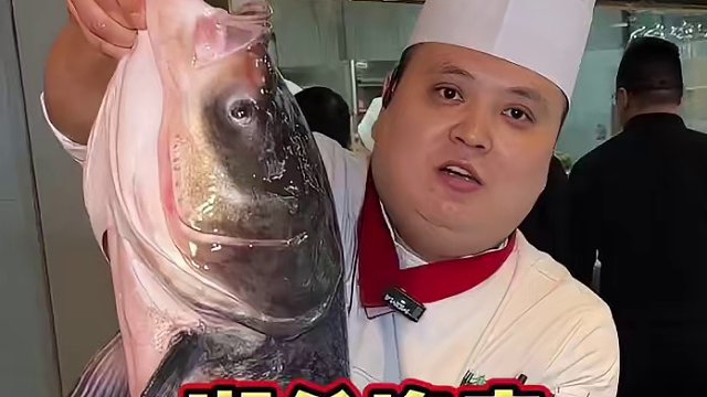 今天刚提法拉利好好吃一顿 这么大喜的日子当然得去吃一顿好吃的美食，来到了湖肴食府庆祝一下#南京美食 