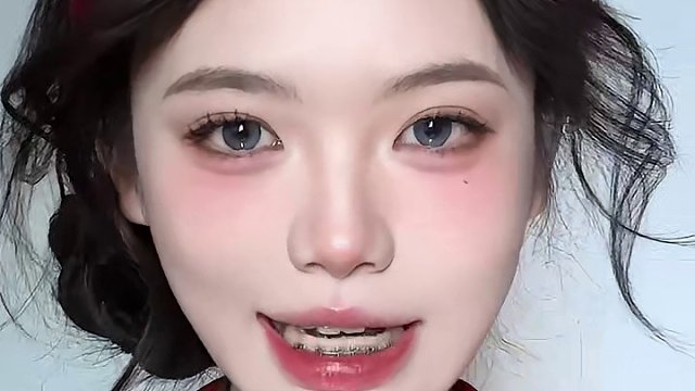 开箱视频！今日份电子榨菜！！！ 无所谓，小淳会让你变成电子锦鲤！
#开箱 #开箱视频 #礼盒 #美妆