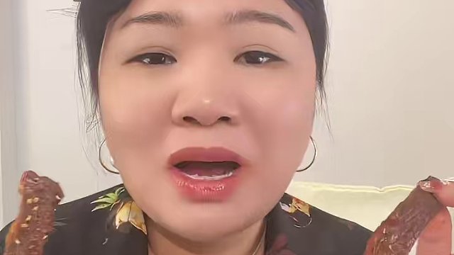 实打实卖了4年的大爆款！！！我们家的疯狂辣翅！太好吃啦！#鸭翅#香辣鸭翅