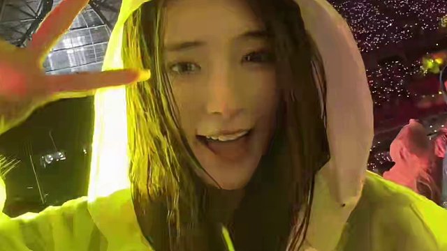 雨下整夜 我的爱溢出就像雨水 #周杰伦杭州演唱会 #周杰伦 #射手座