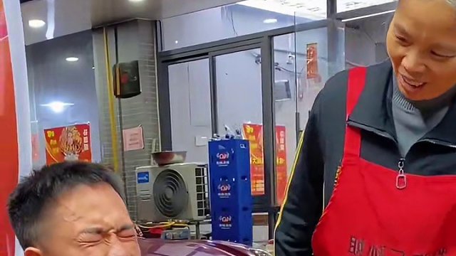 千万博主林少开跑车来挑战~他能挑战成功吗？#螺蛳粉