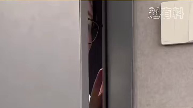 #汪苏泷唱歌还给自己捧哏  汪苏泷：谁说我唱错了，我这叫即兴改编哈哈哈哈#汪苏泷 #天津音乐节 #娱