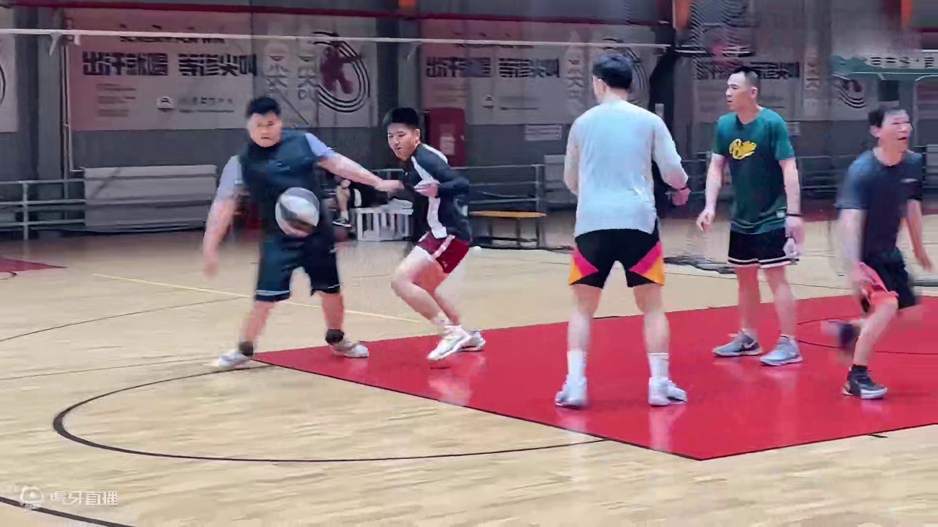 【Sunzz潮课】只可远观！UA Spawn Flotro 一次性篮球鞋！