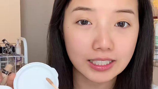 化妆嘛，可以作弊的嘛！
#美妆#妆教#MAC绝绝紫散粉#和春天打个照面