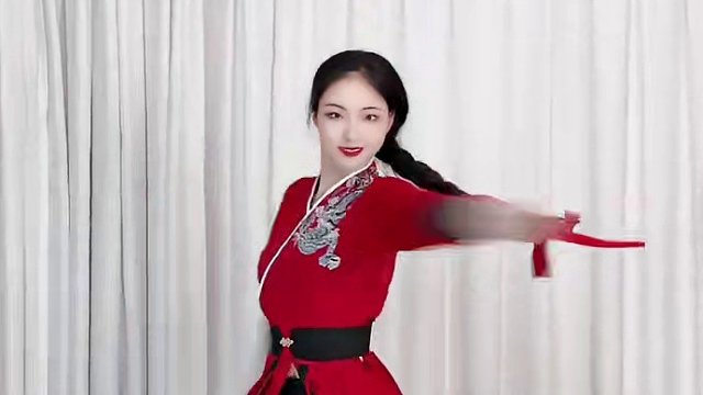 雪龙吟 银鞍照白马，飒沓如流星。侠女上线啦～#国风古韵 #雪龙吟 #武侠风