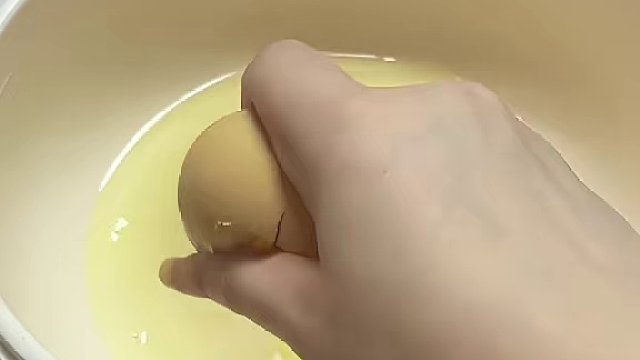 应该没人吃过用年糕做的披萨吧！#披萨 #懒人美食 #一人食记 #一个人也要好好吃饭