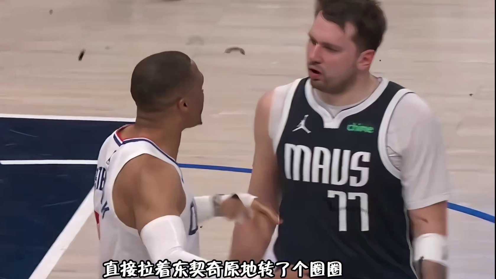 威少0分输急眼，恶意犯规遭驱逐，快船惨败独行侠！ #威少被驱逐 #快船G3惨败独行侠 #东契奇