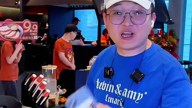 吃烤肉还要敲金砖，武汉必吃的烤肉，我在成都也吃到了，59代100，确实太划算了，可以安排了#这样吃烤