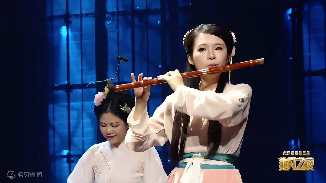 【虎牙非凡之夜】众星荟萃照亮“非凡之夜”，“电竞 文娱”跨次元碰撞！