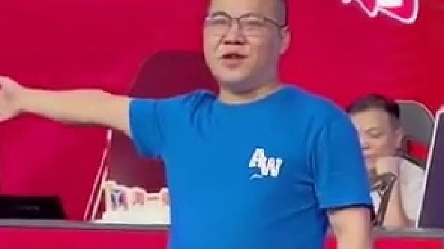 兄弟们今天支持谁！！！