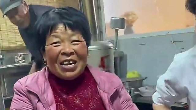 39. 盘点来自隔辈亲的疼爱，有人弃我如杂草，有人惜我如珍宝！