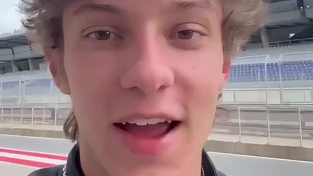 安东内利近日在奥地利为车队进行了测试，看起来离自己的F1首秀越来越近了，真的要去梅奔接替汉密尔顿的位