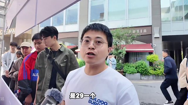 南京汉堡节！我帮你们把好吃的价格都问了一遍！！你准备去吃哪家 #南京汉堡节 #谁懂这一口的好吃程度 