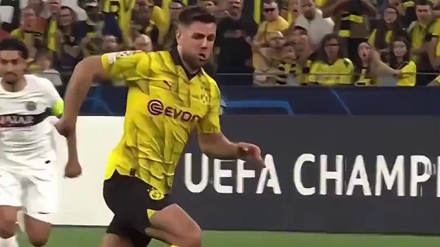 反击破门！多特蒙德1:0领先巴黎！ #欧冠 #巴黎圣日耳曼 #多特蒙德 #姆巴佩 #足球