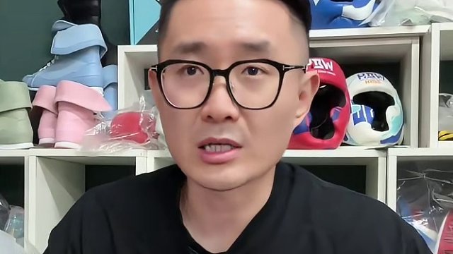 胡勇断臂硬扛3回合，点数惜败 #胡勇 #one冠军赛 #魏锐首秀战胜秋元皓贵 #格斗 #踢拳