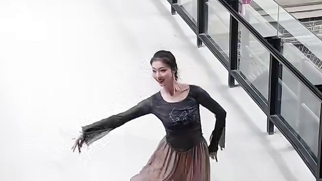 梨花哪有晓晓香#梨花香 #古典舞 #国风古韵