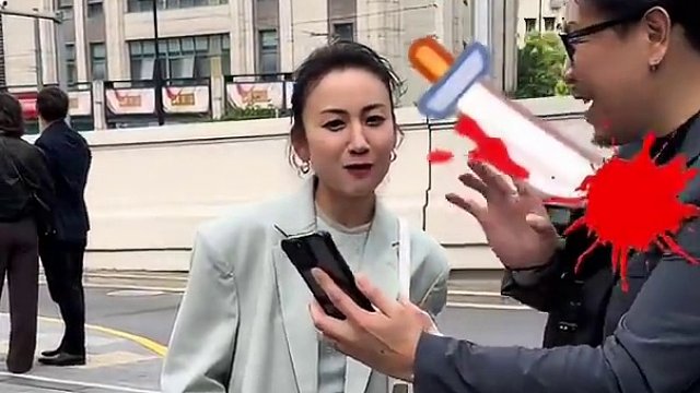 摆脱尴尬跩酷飒姐街拍必学12种姿势 分享给五一假期结束后，拍照还是被嫌弃的男朋友#街拍 #搭讪 #五