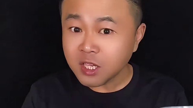 这样咬不动糖怎么样呢？ #美食测评 #测评 #美食 #试吃 #糖