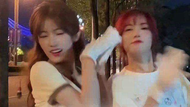 不睡觉就一起来跳舞！ #小钰 #夏安 #晚安大小姐