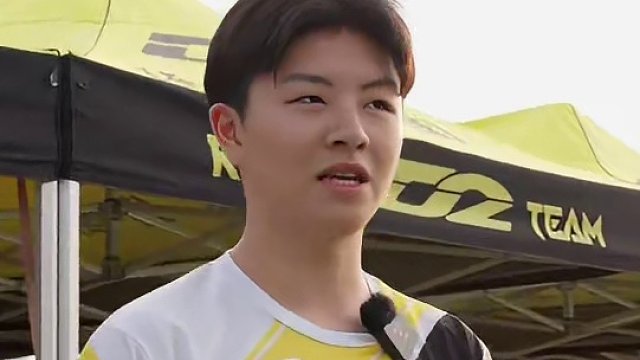 座驾一体性,保护车手生命！ 
#廖洋玩车 #赛车手 #赛车手日常 #TWracing #d2raci