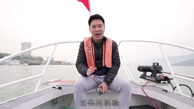 海钓野生大黄鱼，一条接一条的拉，太刺激了