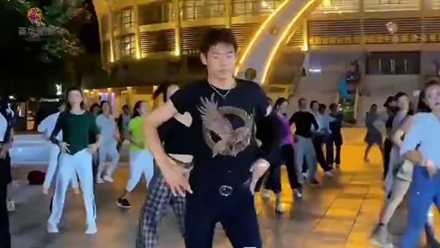 《谁家的小姐姐呀-钰柃/月下思故人》完整版在番茄畅听，还有更多好听的音乐在#番茄畅听 #英华音乐