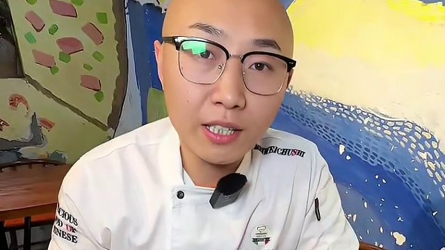 每个没吃过这个披萨的人， 我都会很伤心的好嘛！！#披萨 #艾特你的饭搭子请你吃 #