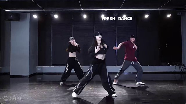 姐姐动作比我钱包都干净 爱了#基础爵士 #代代编舞 #demi编舞 #xg #重庆舞蹈工作室