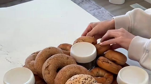 沉浸式备餐饭盒｜精致女人沉浸式准备贝果板vlog～✨ 
#沉浸式准备贝果板 #沉浸式备餐 #沉浸式准