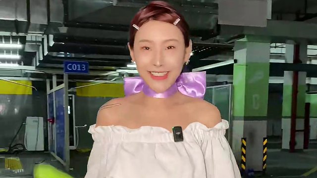 来个新疆姐妹回答一下，新疆人都这么能吃辣吗？ #爆辣炒米粉 #爆辣挑战 #妈呀太香了 #辣王