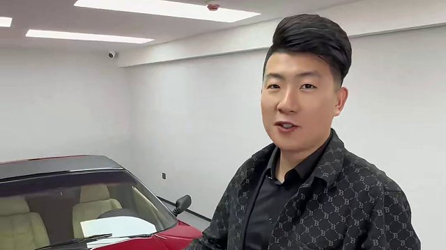 “内燃机永不落幕！当你坐进驾驶室 点火 仿佛就能带你回到那个属于他的年代！”