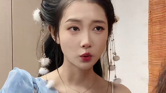 香香果然善解人意啊 #煮酒论枭雄 #曹操斗地主