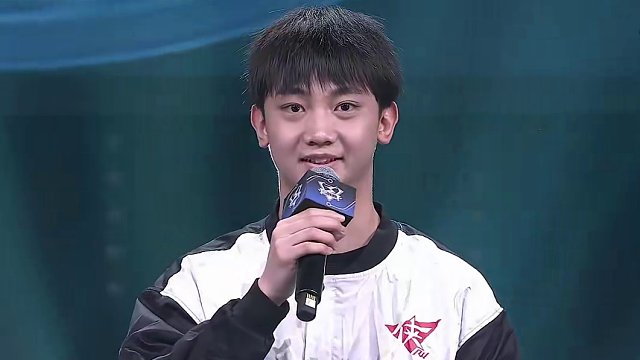 ⭐《S酱观察室》特别篇：重新启程，云海你好。 
⭐在上周比赛中，RW.云海 迎来了自己的赛季首秀，阔