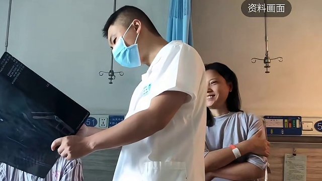 左膝变右膝？17岁体育生被医院切错膝盖