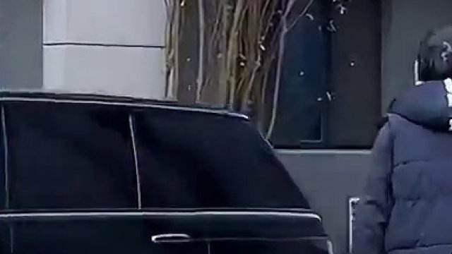 520人家直接送揽胜，你的那位送什么呢？