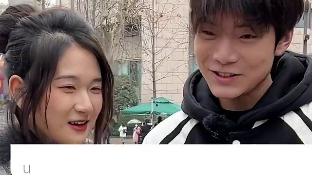 第二期：超甜的女生和crush挑战去海底捞为难服务员，最后还是没忍住向crush表白