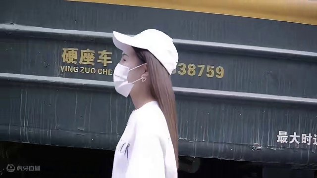 凝视之魅：挑战视觉的喜悦