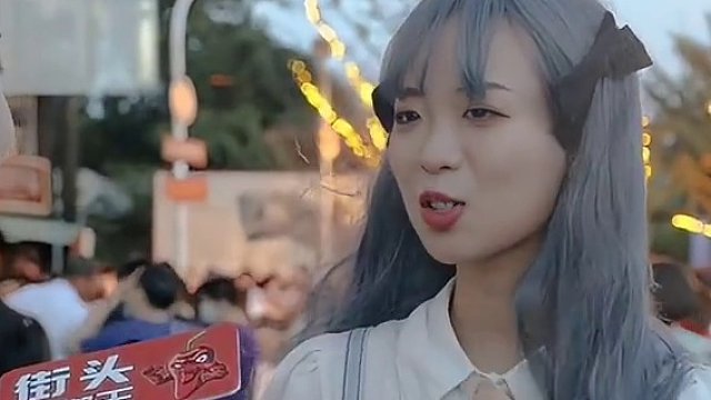 1023_人小鬼大不怕辣，小萝莉接受挑战