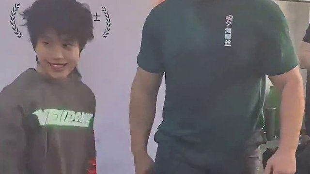 特邀嘉宾：世界最强大力士马丁！
5月25成都最强大力士赛正式开始！#海椰丝大力士 #成都最强大力士赛